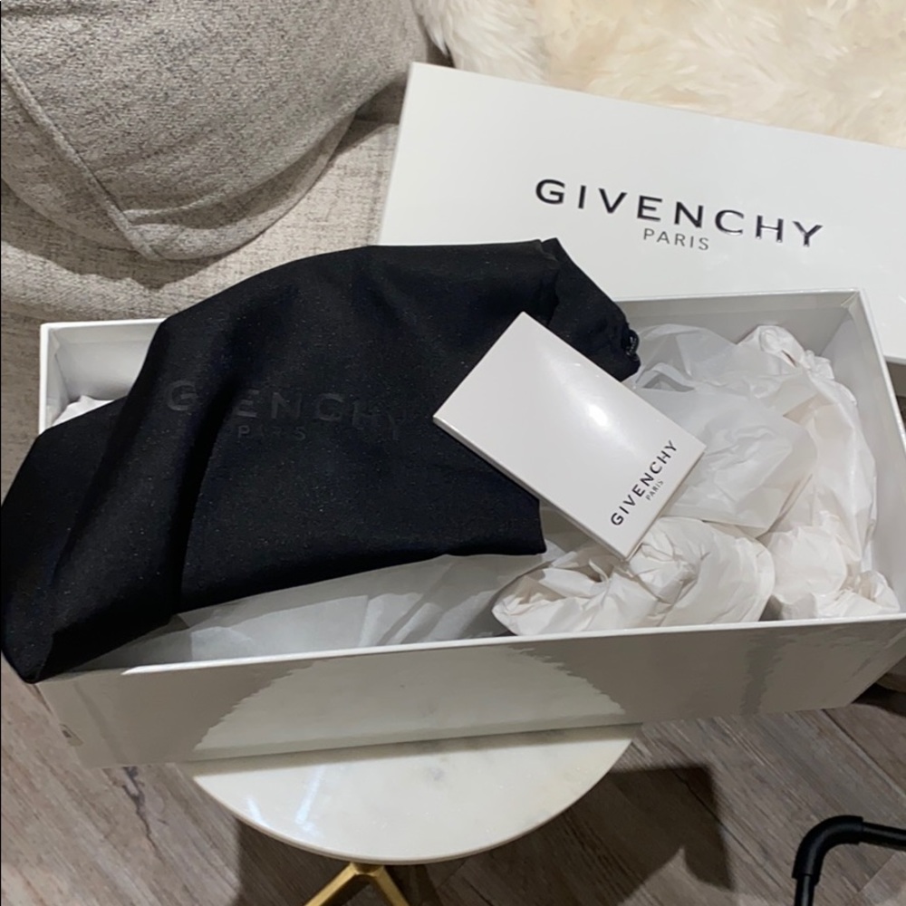 Givenchy slides - Picture 7 of 7